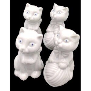 Cat Bells White Porcelain Vintage Spencer Gifts 1982 Kitten Cat Lot of 4 Holiday